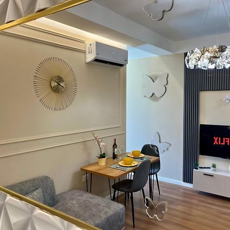 City Center Cozy Apartment Tirana Buitenkant foto